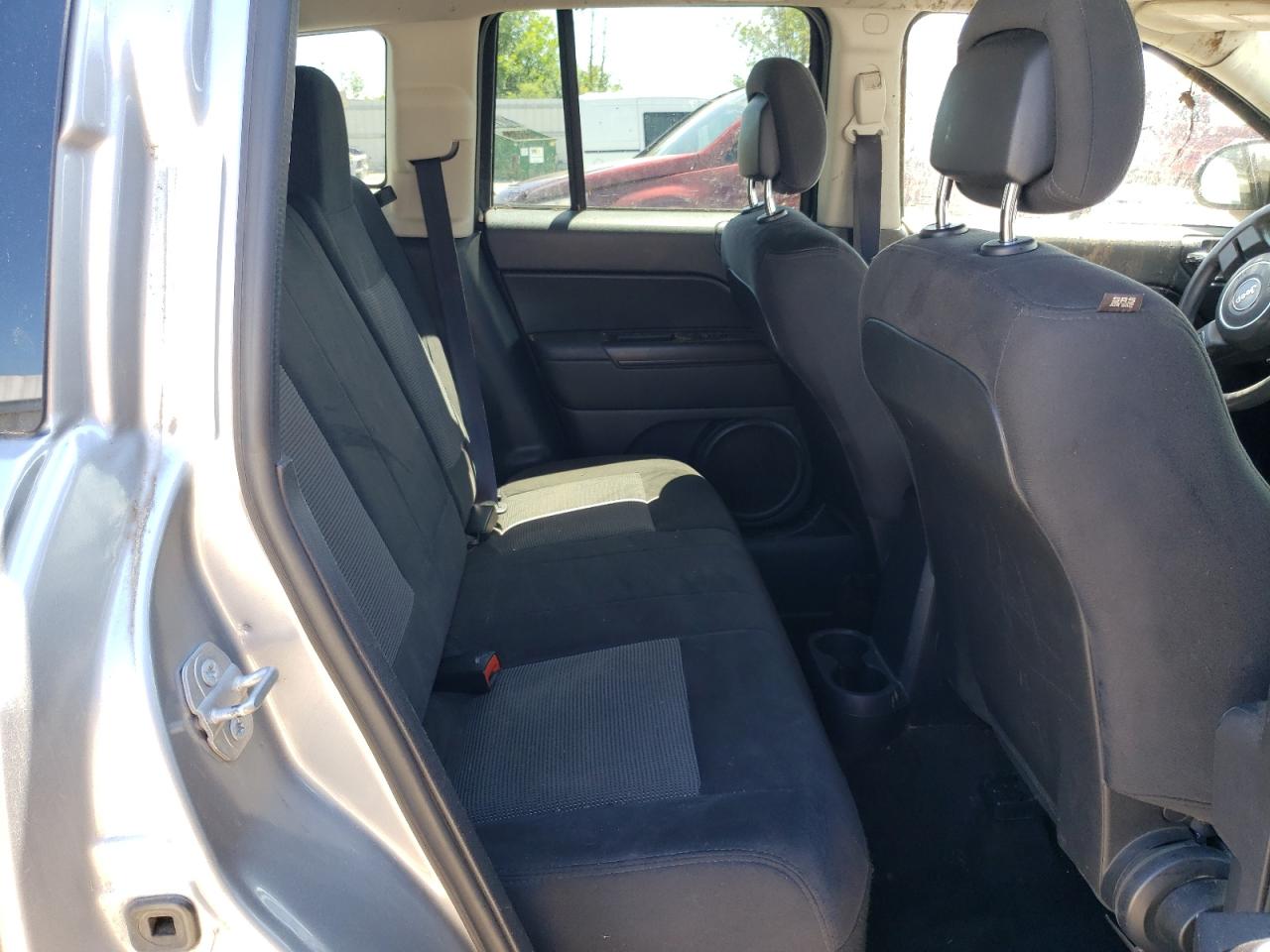 1C4NJDBB4HD104696 2017 Jeep Compass Sport