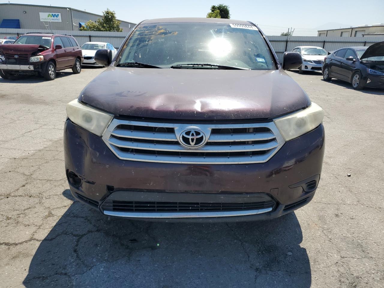 5TDZA3EH6DS037125 2013 Toyota Highlander Base