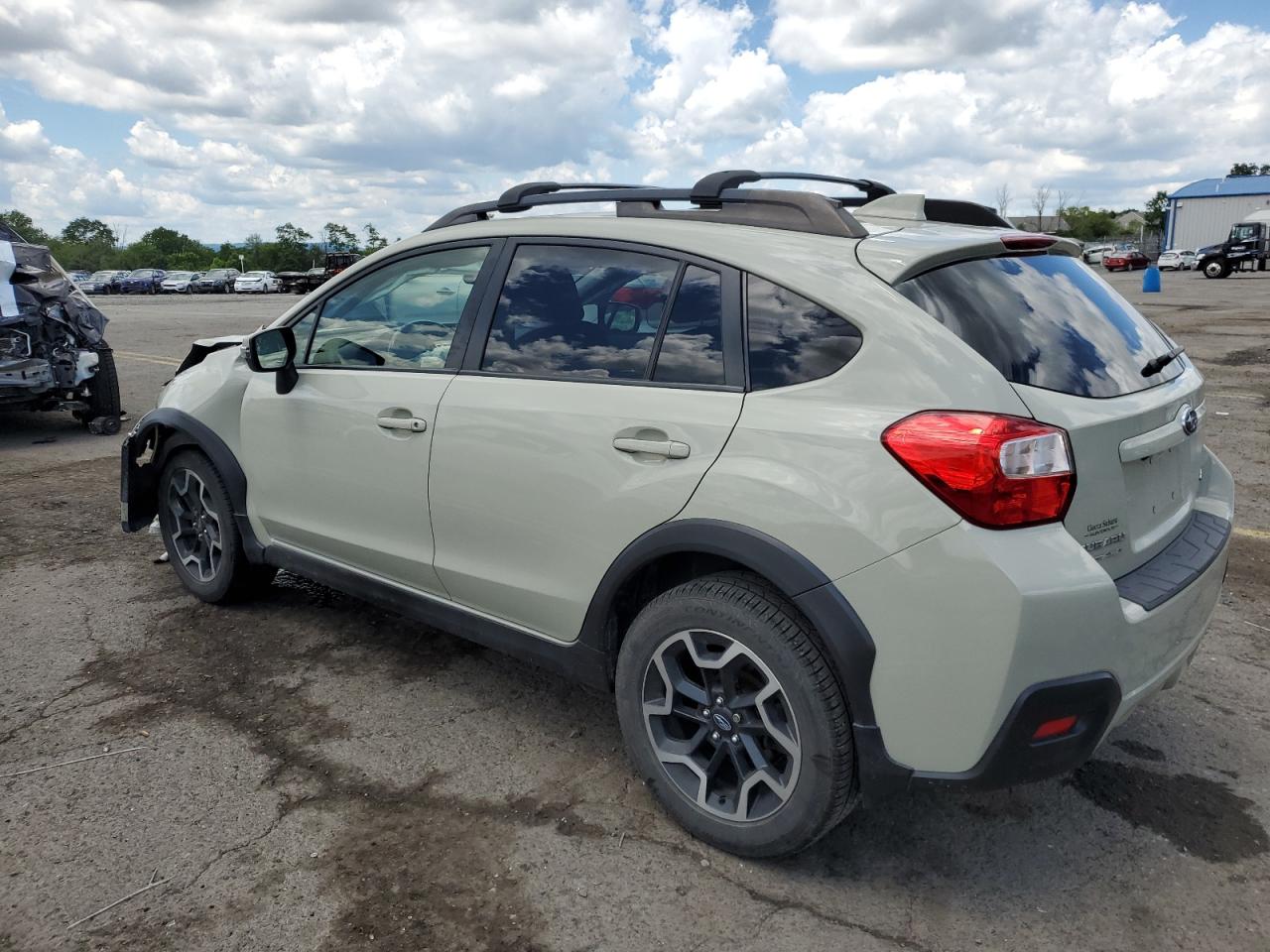 2016 Subaru Crosstrek Limited vin: JF2GPALC6GH223162