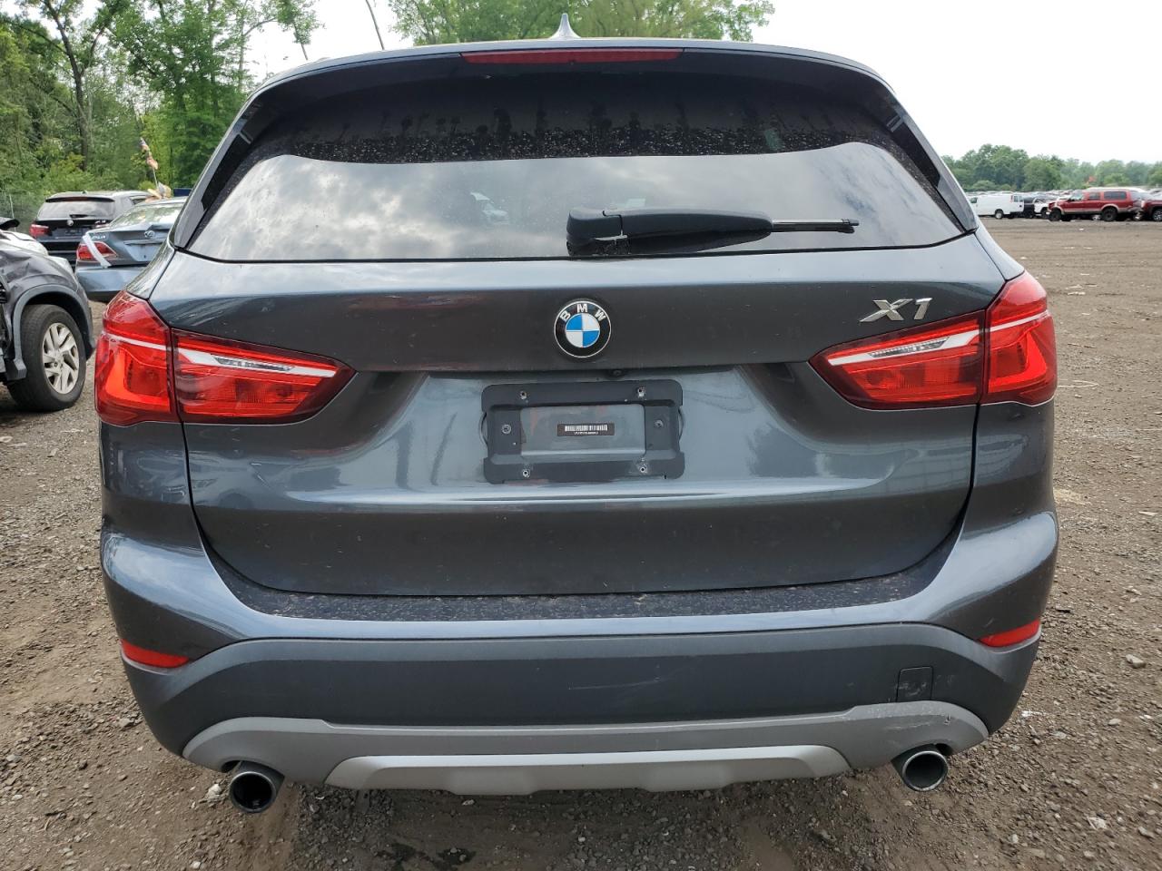 WBXHT3C32J5K29451 2018 BMW X1 xDrive28I