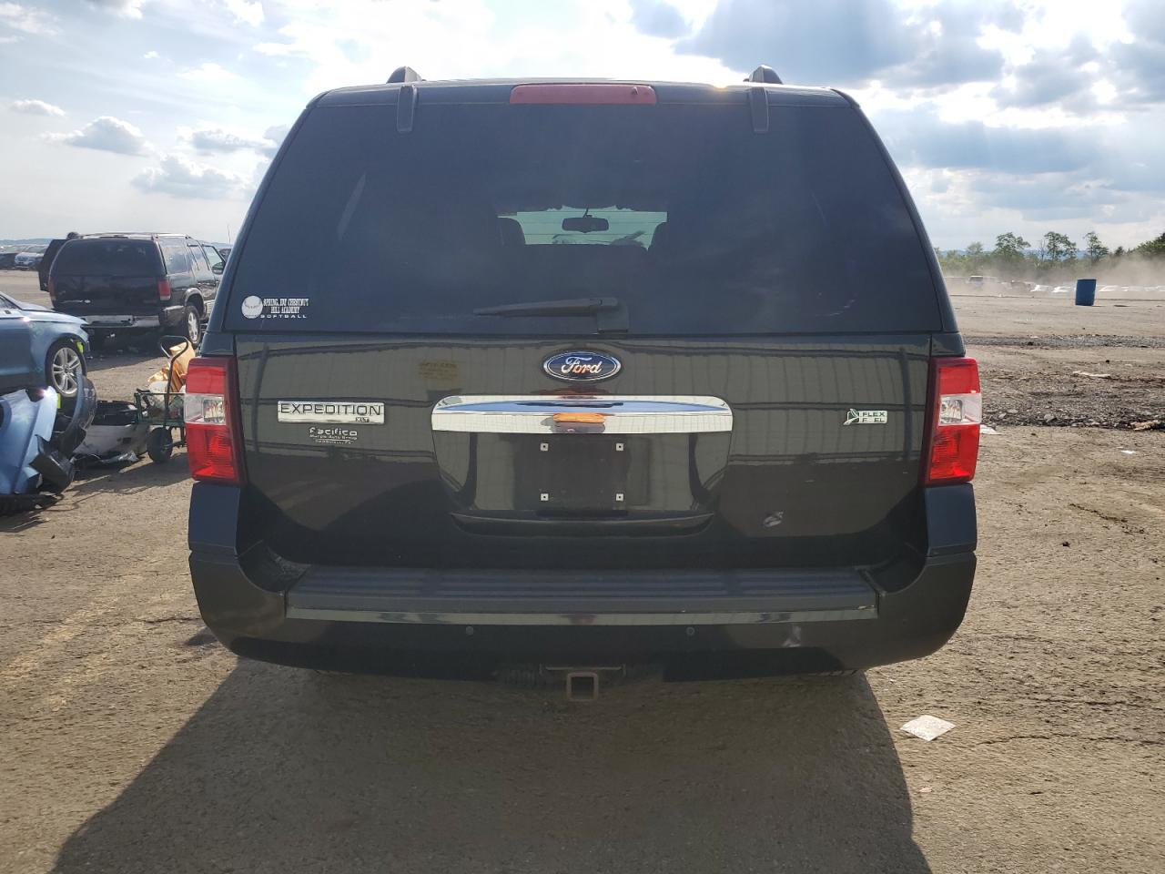 1FMJU1J50DEF58962 2013 Ford Expedition Xlt