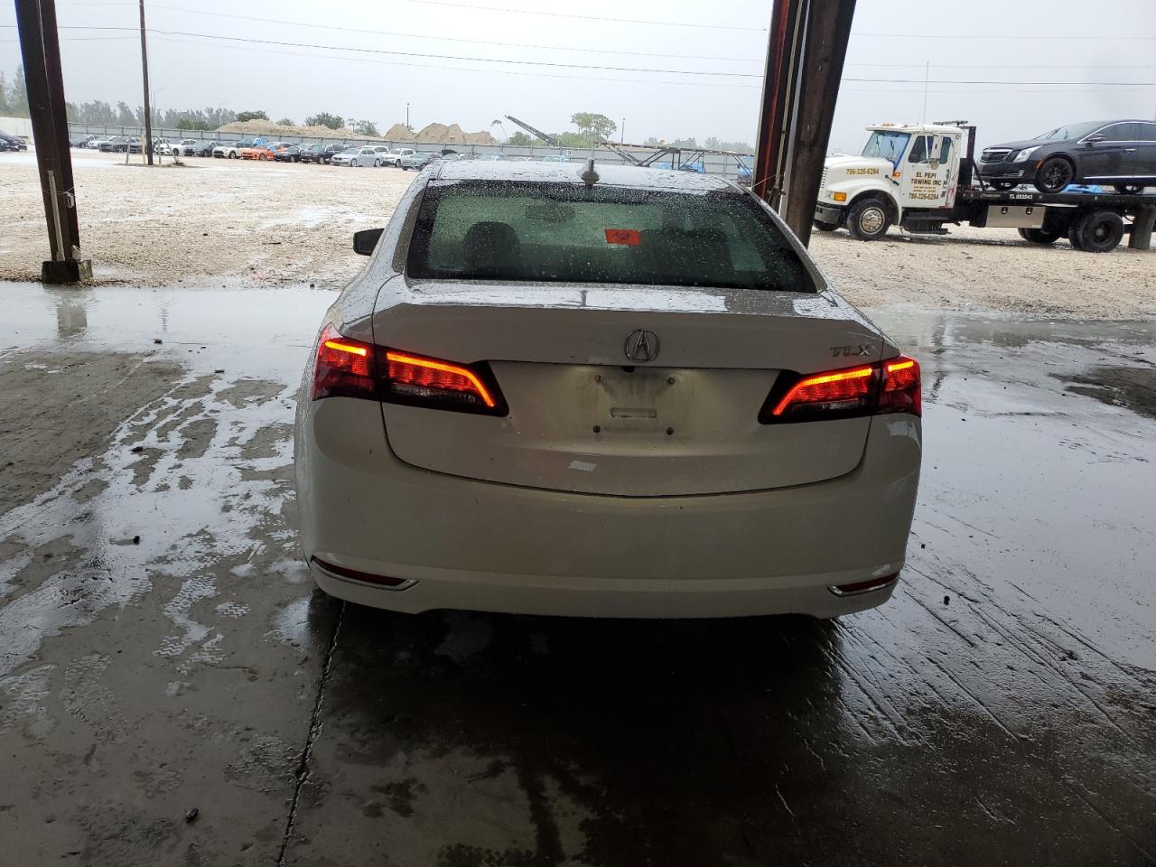 19UUB1F34HA006443 2017 Acura Tlx