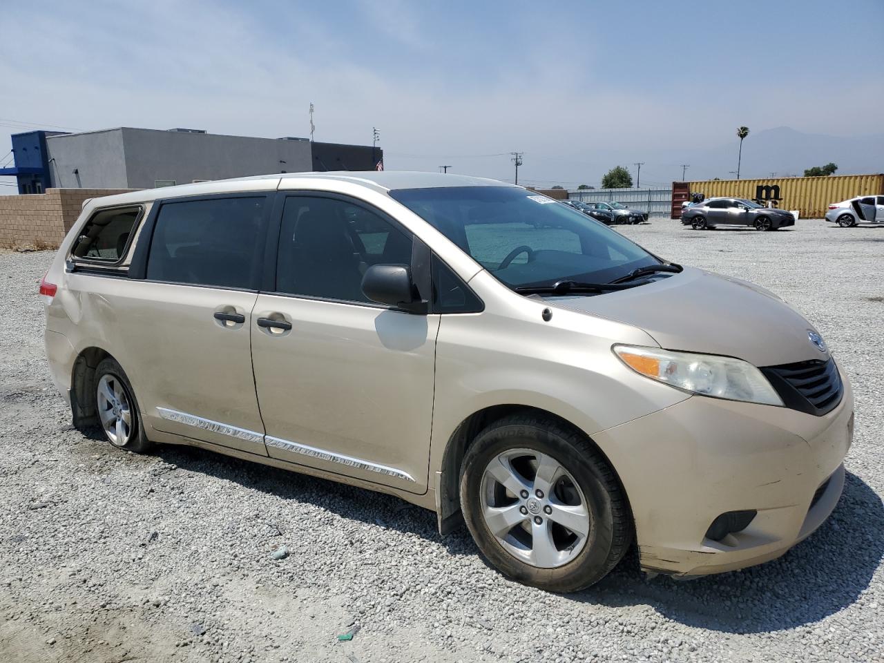 5TDZK3DCXDS302308 2013 Toyota Sienna