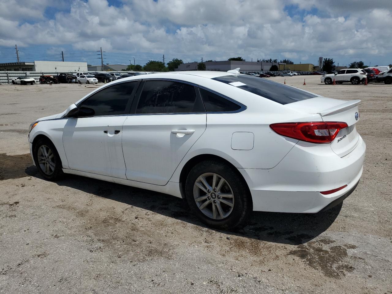 2017 Hyundai Sonata Se vin: 5NPE24AF2H461032