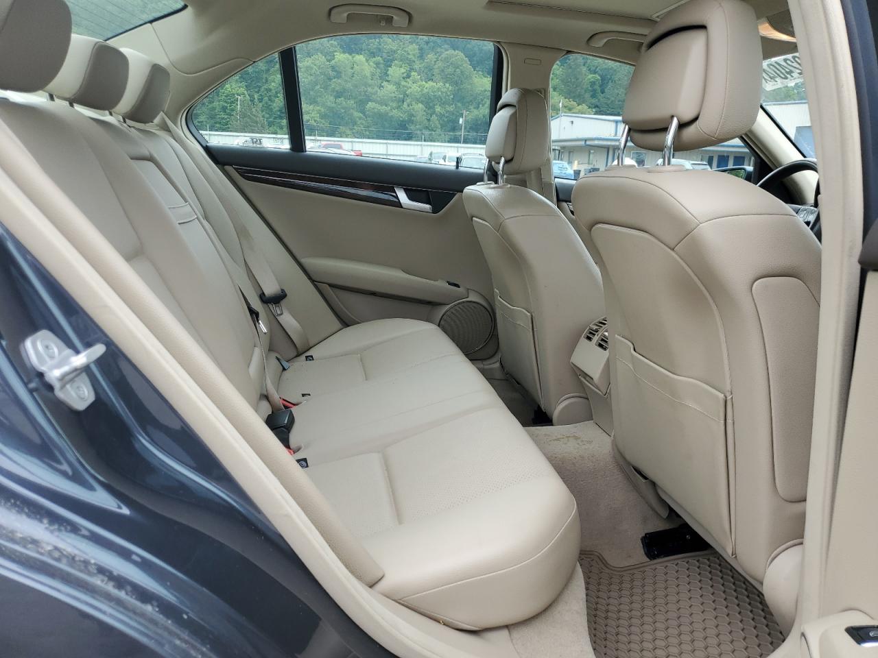 WDDGF8AB3DR283755 2013 Mercedes-Benz C 300 4Matic