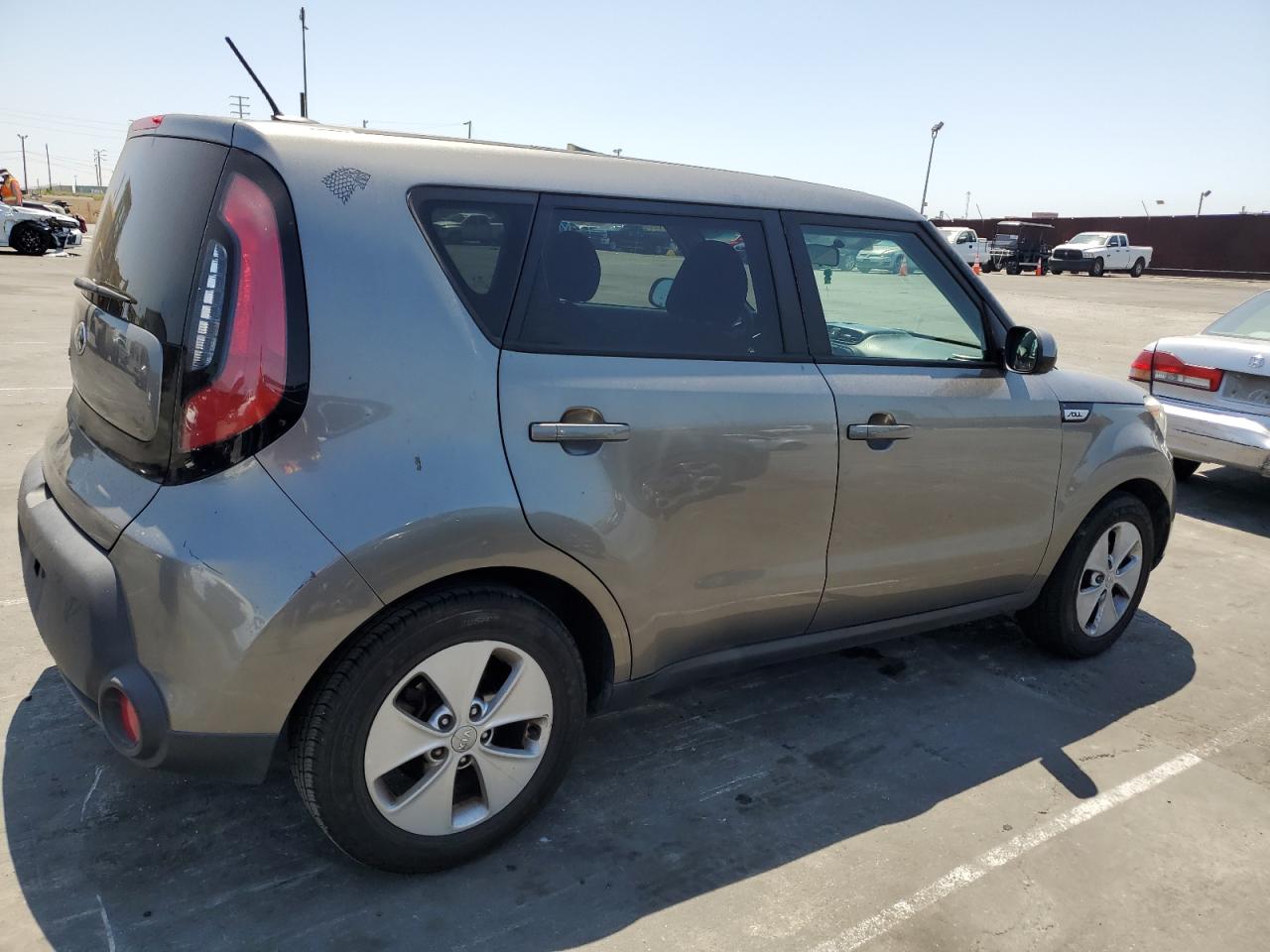 2016 Kia Soul vin: KNDJN2A23G7343386