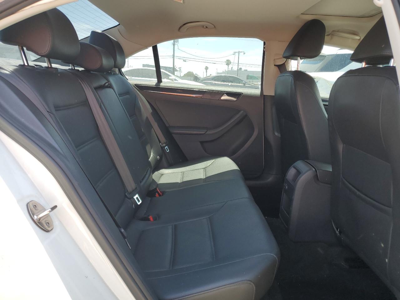 3VWL17AJ5HM406985 2017 Volkswagen Jetta Sel