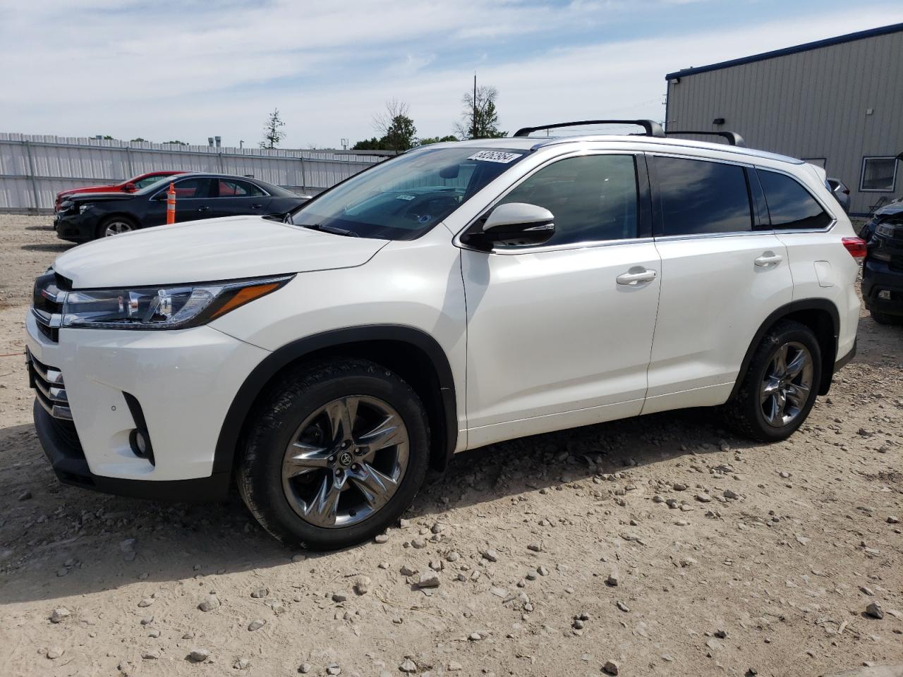 5TDDZRFH7JS892688 TOYOTA HIGHLANDER 2018