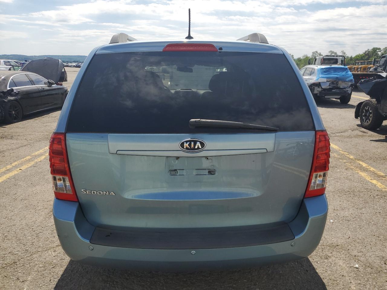 KNDMG4C78C6500129 2012 Kia Sedona Lx