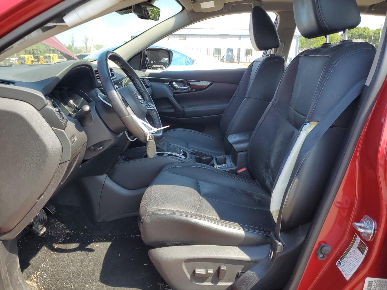 JN1BJ1CR9JW203539 NISSAN ROGUE 2018