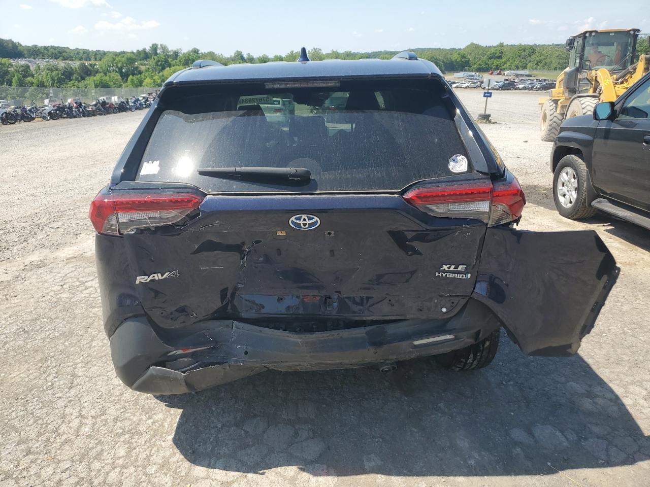 JTMB6RFV8MD040338 2021 Toyota Rav4 Xle Premium