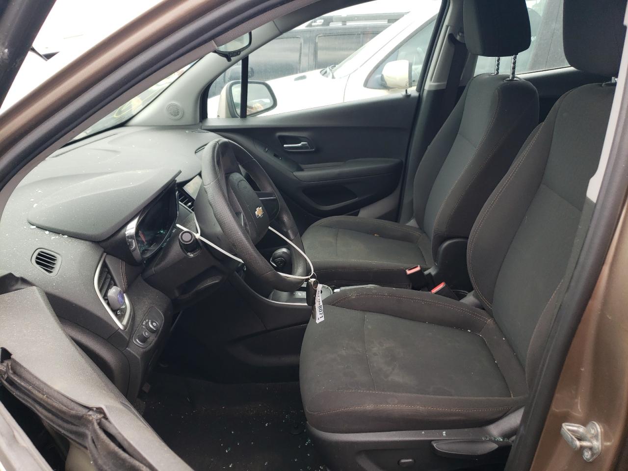 3GNCJNSB1JL290895 2018 Chevrolet Trax Ls