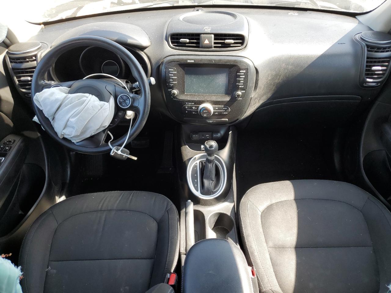 KNDJP3A5XJ7577851 2018 Kia Soul +