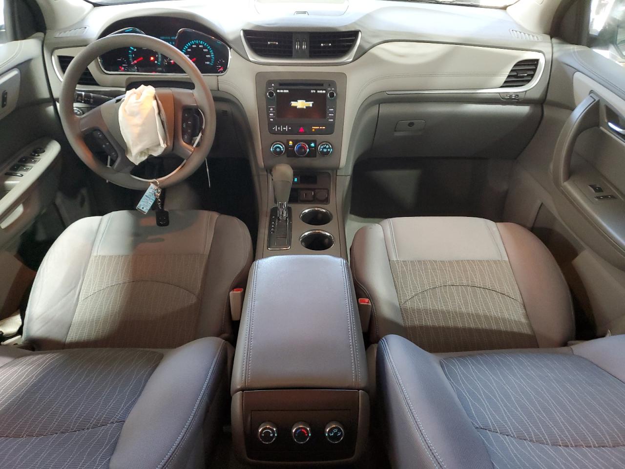 1GNKRFKD2HJ350647 CHEVROLET TRAVERSE 2017