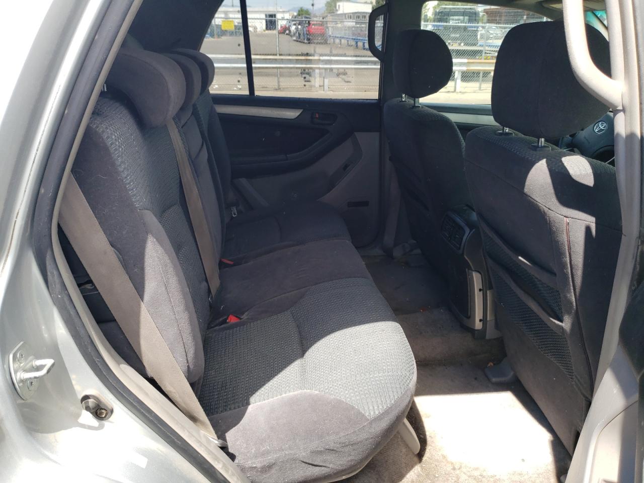 JTEBT14R140037378 2004 Toyota 4Runner Sr5