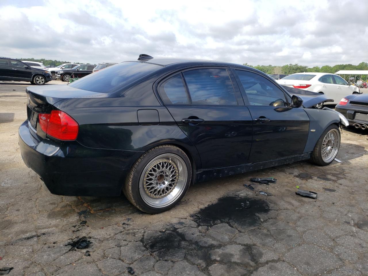 WBAPH7C53BE674184 2011 BMW 328 I