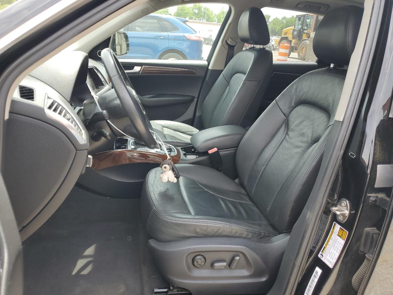 WA1VKAFP7AA010329 2010 Audi Q5 Prestige