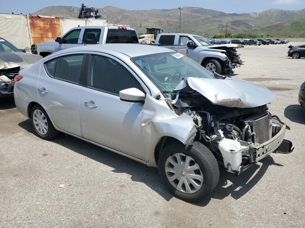 3N1CN7AP1KL832779 2019 Nissan Versa S