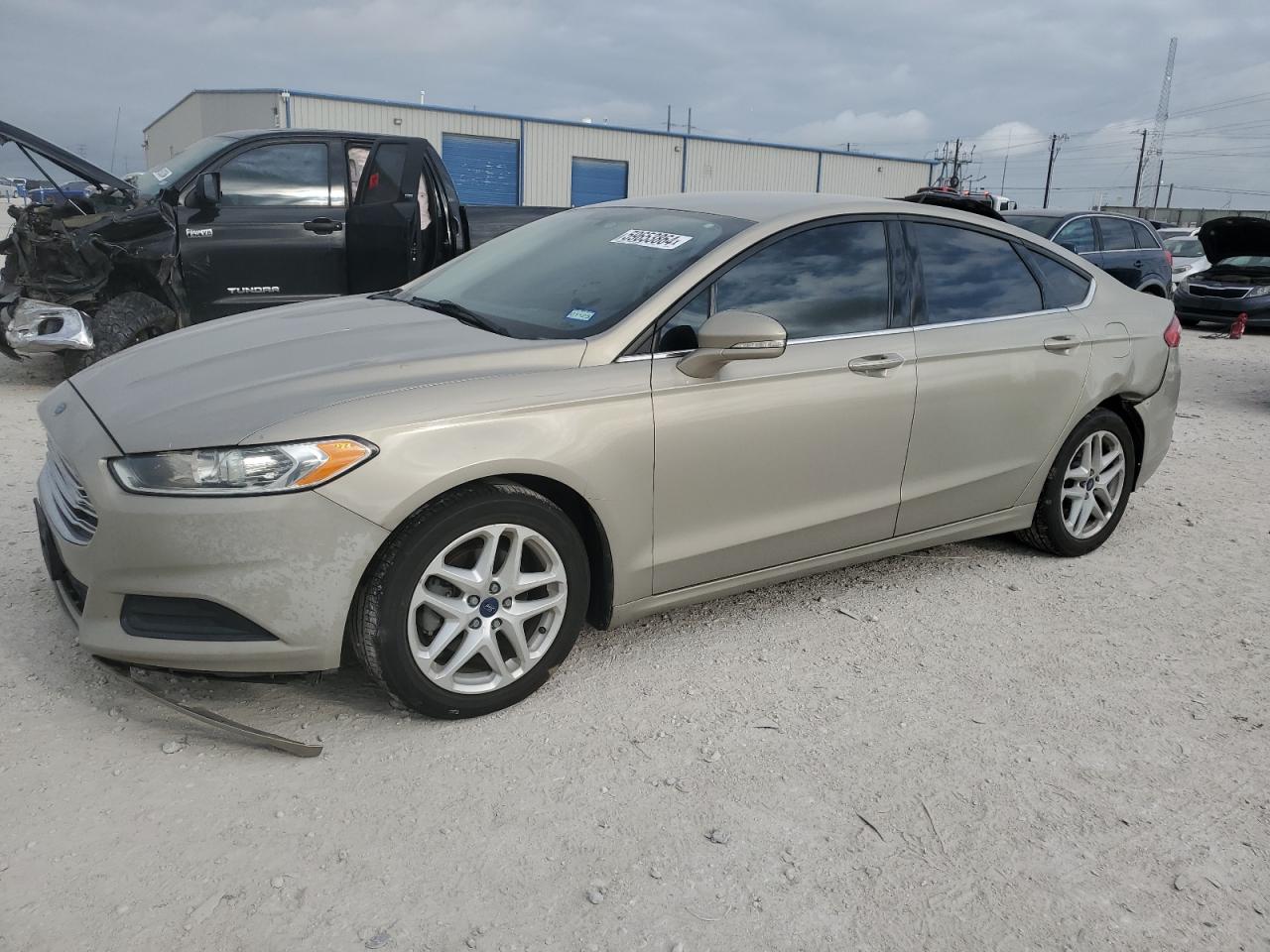 3FA6P0H71FR193359 2015 Ford Fusion Se