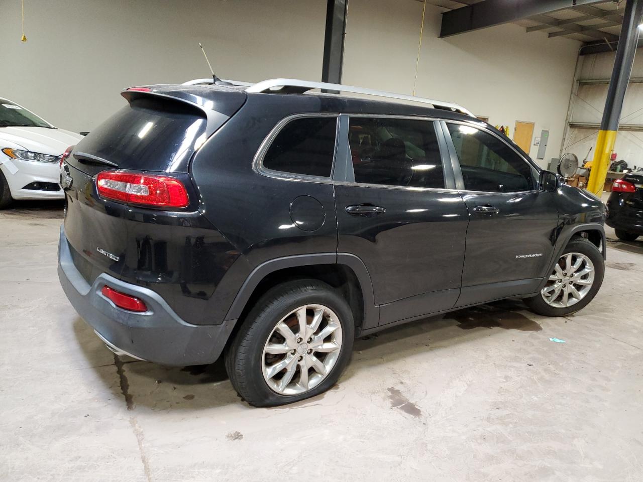 2014 Jeep Cherokee Limited vin: 1C4PJMDS1EW170225