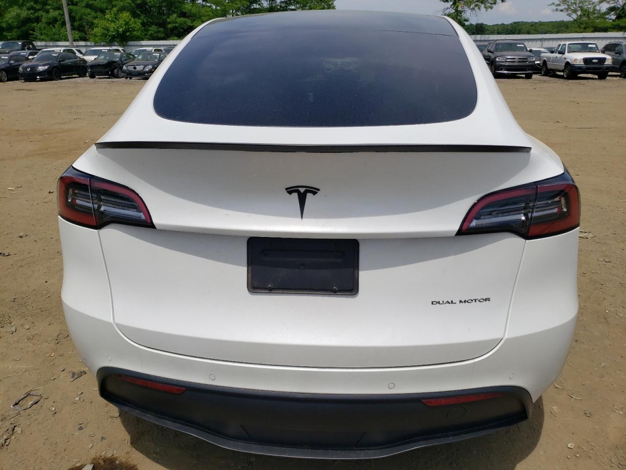 5YJYGDEE4MF190497 2021 Tesla Model Y