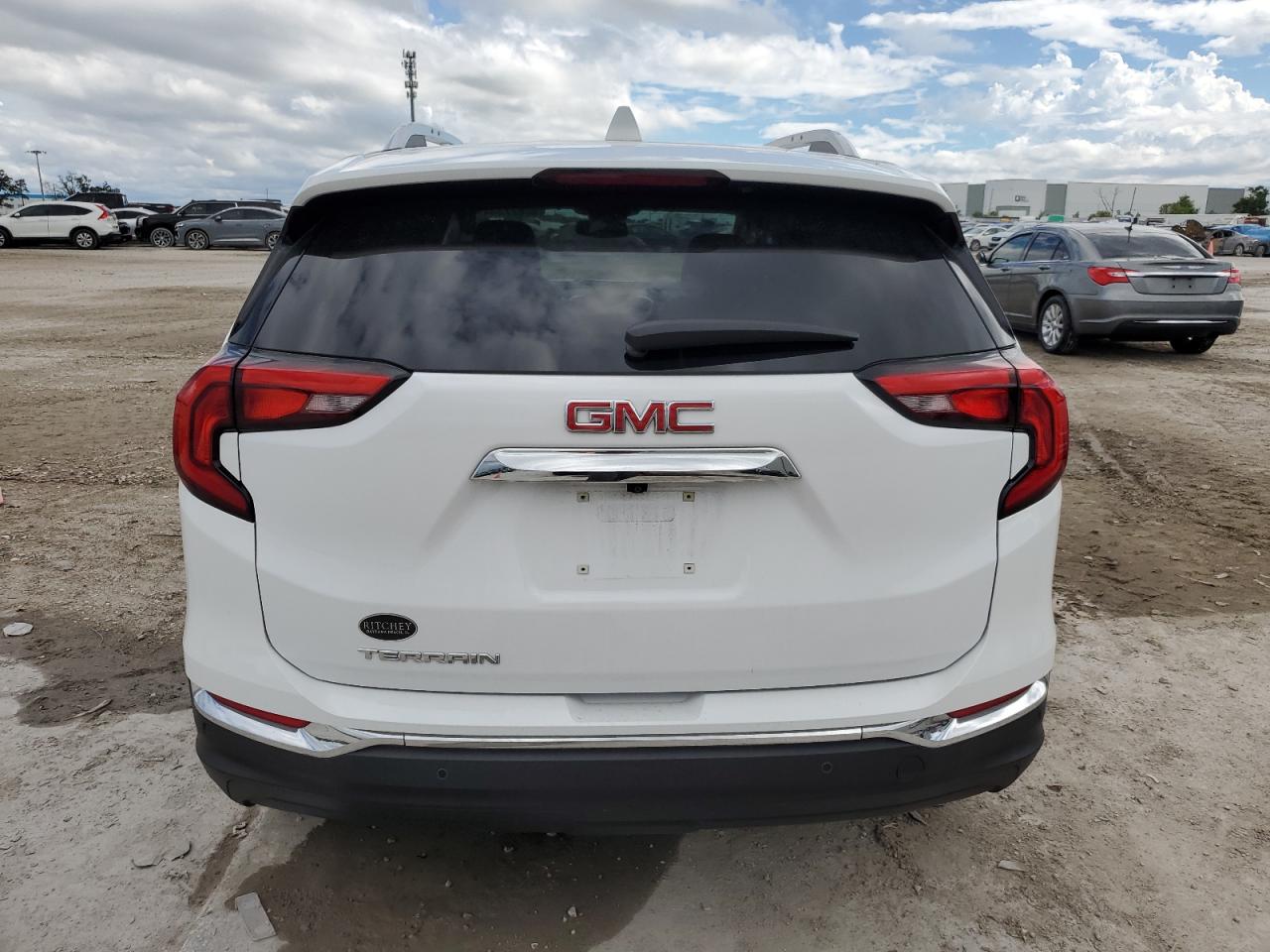3GKALPEV7KL346923 2019 GMC Terrain Slt