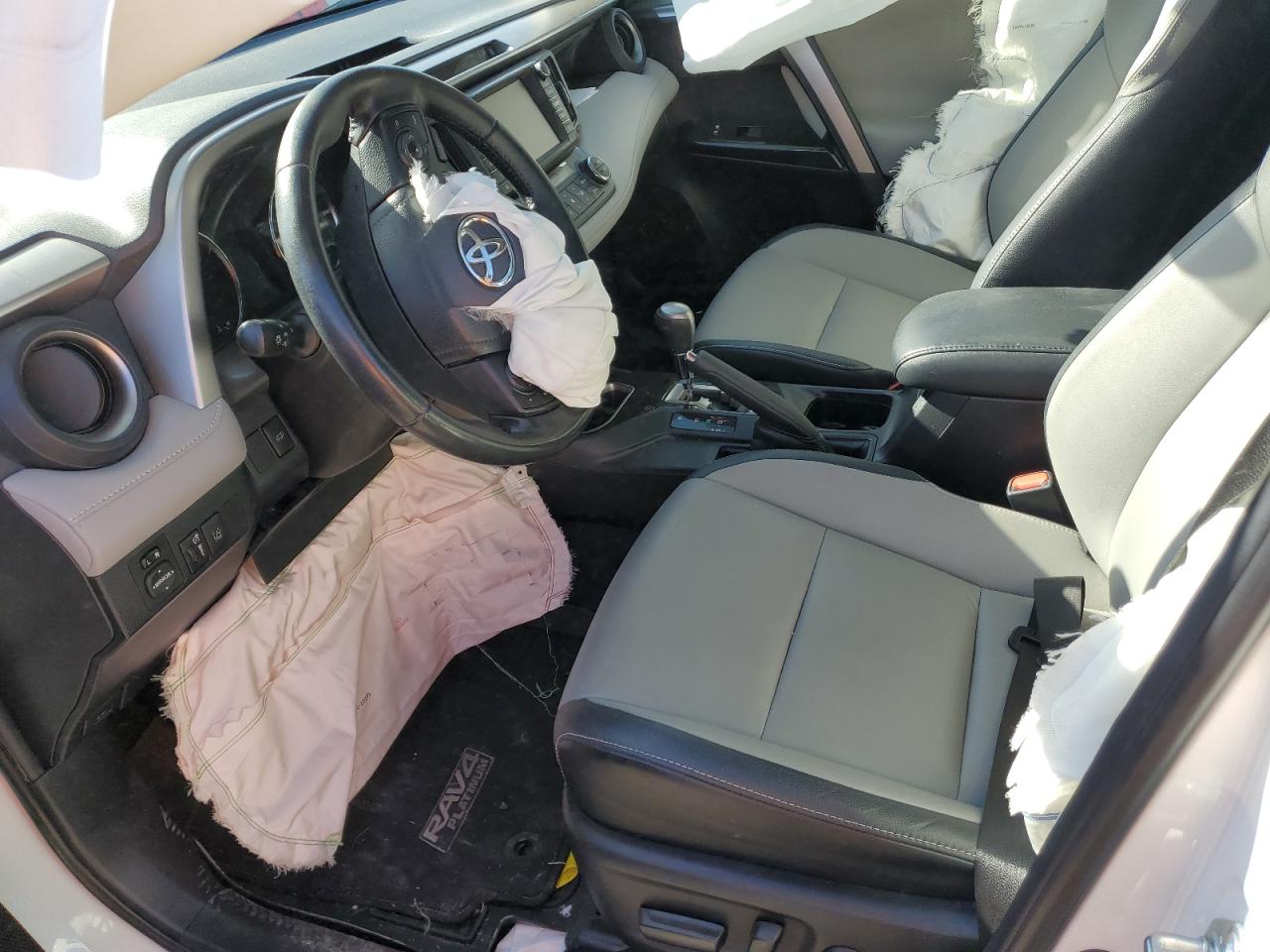 JTMDJREV6HD119649 2017 Toyota Rav4 Hv Limited