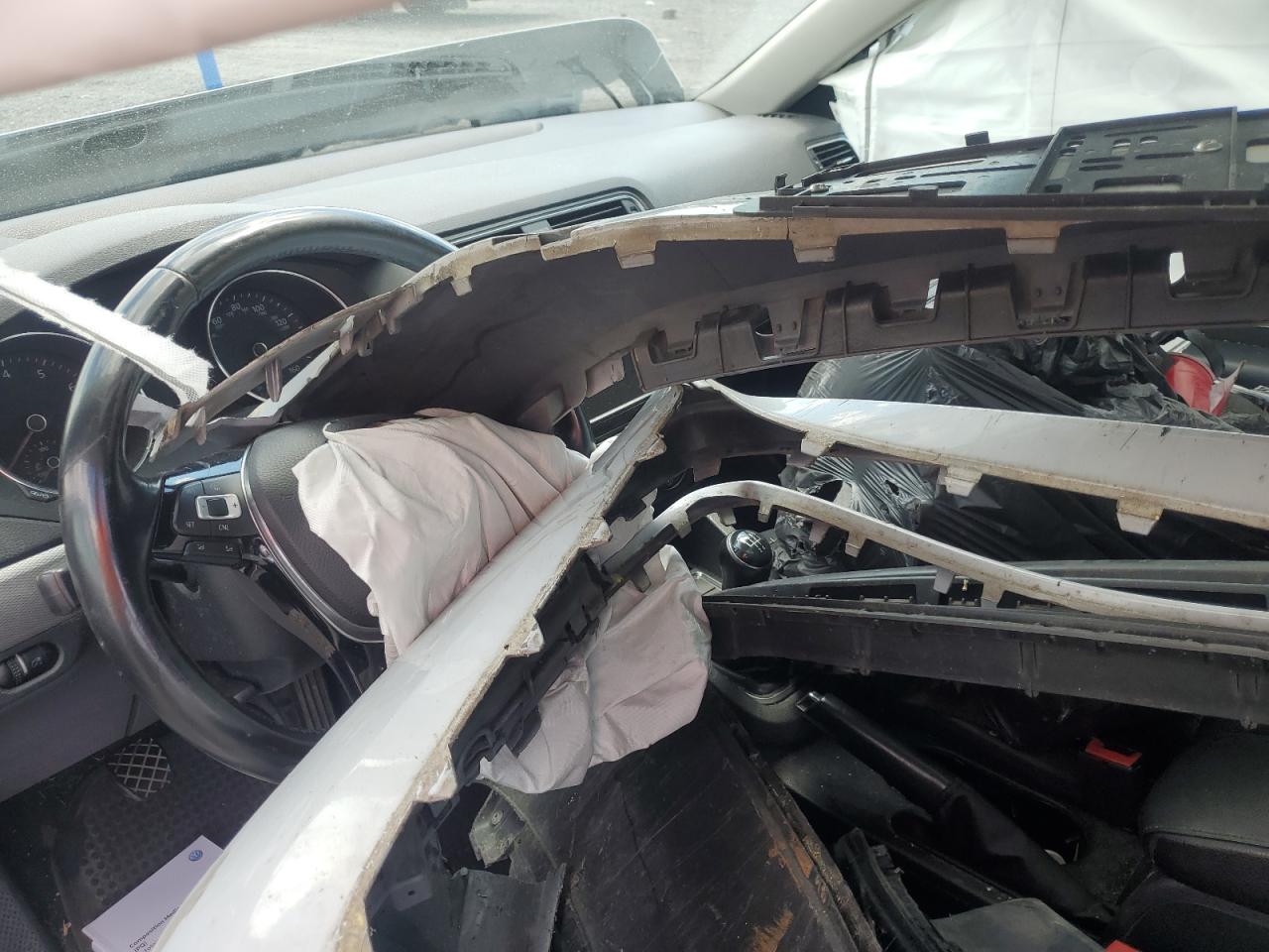 3VWB67AJ6HM259458 2017 Volkswagen Jetta Se