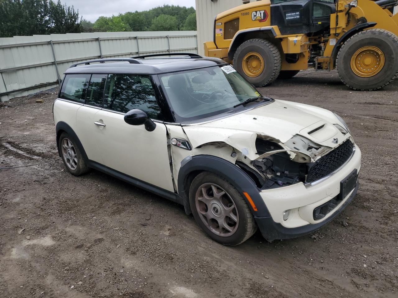 2014 Mini Cooper S Clubman vin: WMWZG3C5XET800559