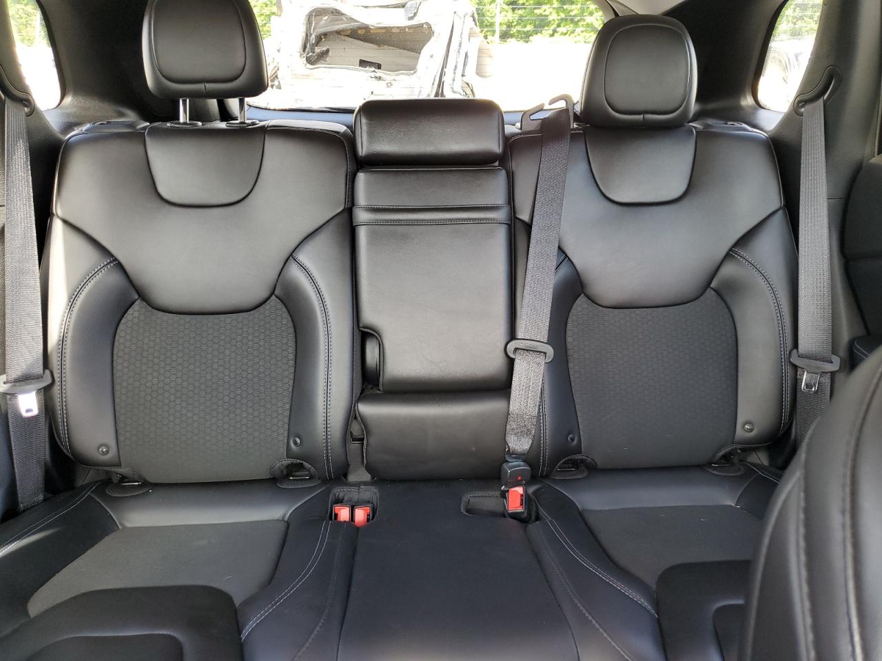 1C4PJLLB9KD344366 2019 Jeep Cherokee Latitude Plus