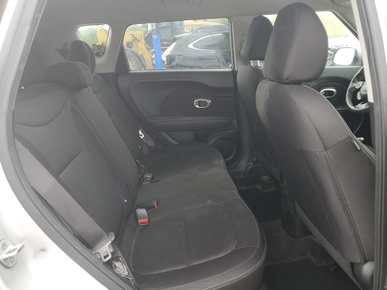 KNDJN2A26G7868684 2016 Kia Soul