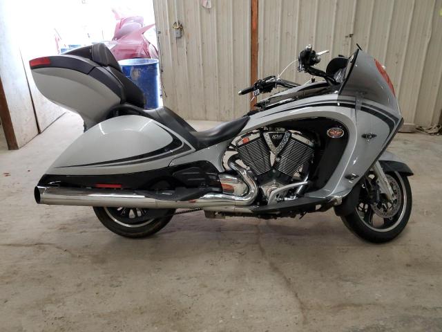 2011 VICTORY MOTORCYCLES VISION TOU #2638333665