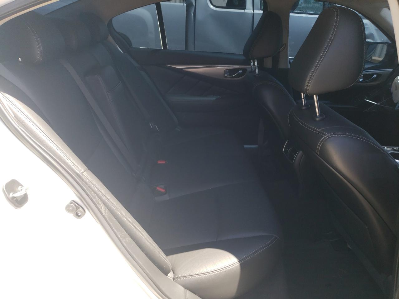 JN1EV7BP1MM700010 2021 Infiniti Q50 Luxe