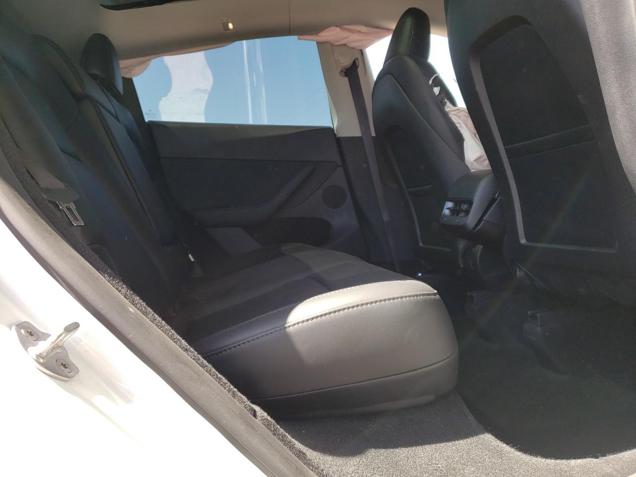 7SAYGDEE1PA119021 2023 Tesla Model Y