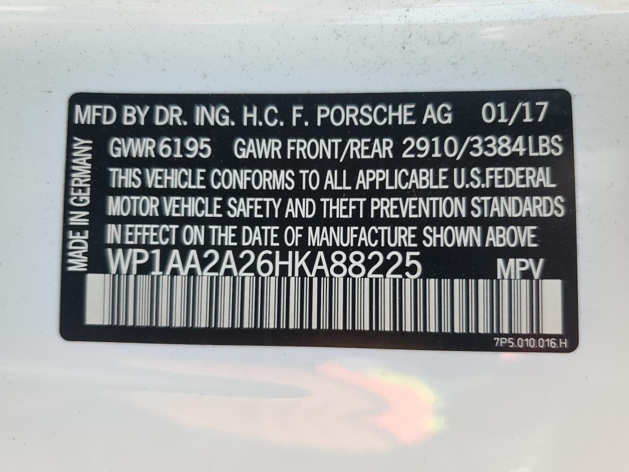 WP1AA2A26HKA88225 2017 Porsche Cayenne