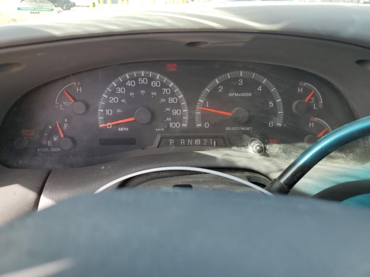 1FMPU18L0XLB74498 1999 Ford Expedition