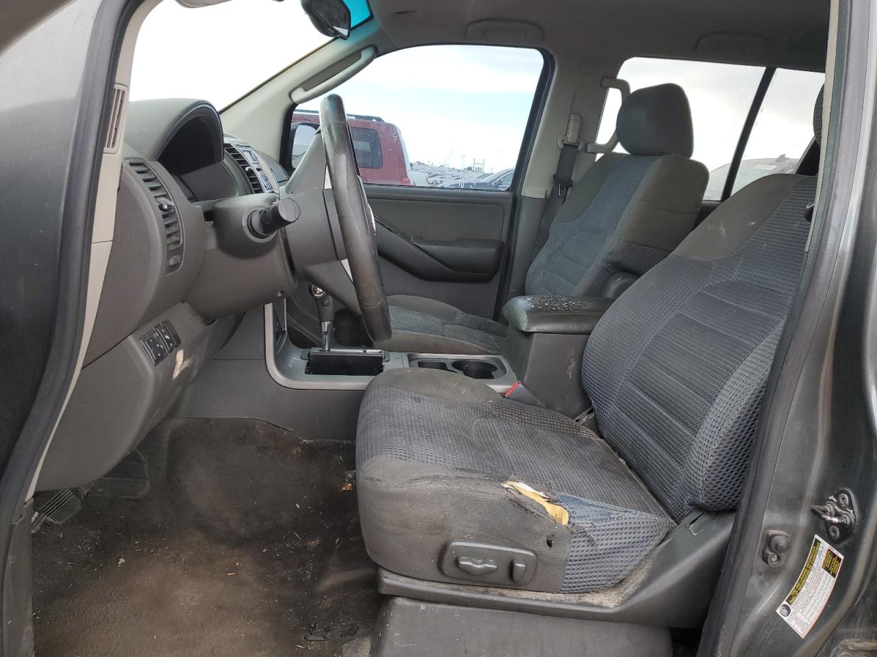 5N1AR18W15C788684 2005 Nissan Pathfinder Le