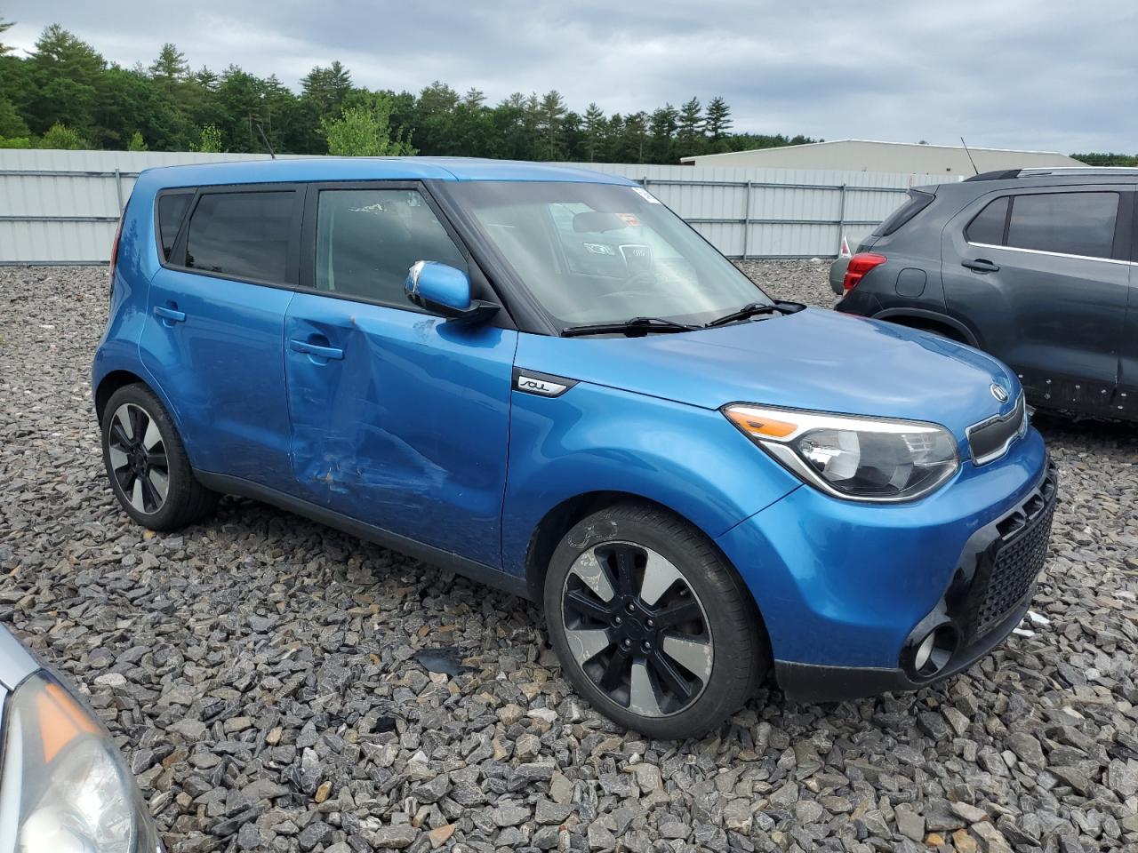 KNDJP3A56G7304608 2016 Kia Soul +