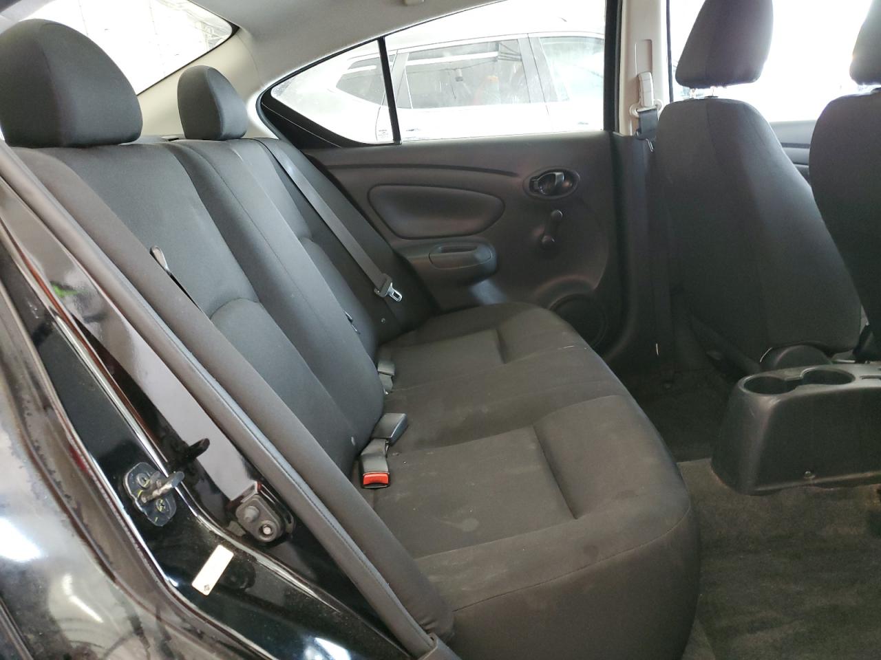 3N1CN7AP0KL815357 NISSAN VERSA 2019