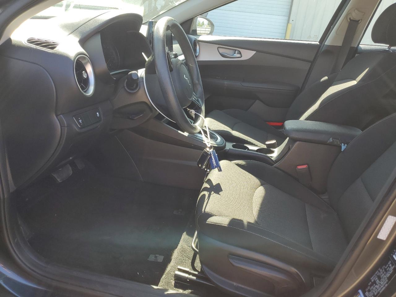 3KPF24AD1NE439459 2022 Kia Forte Fe