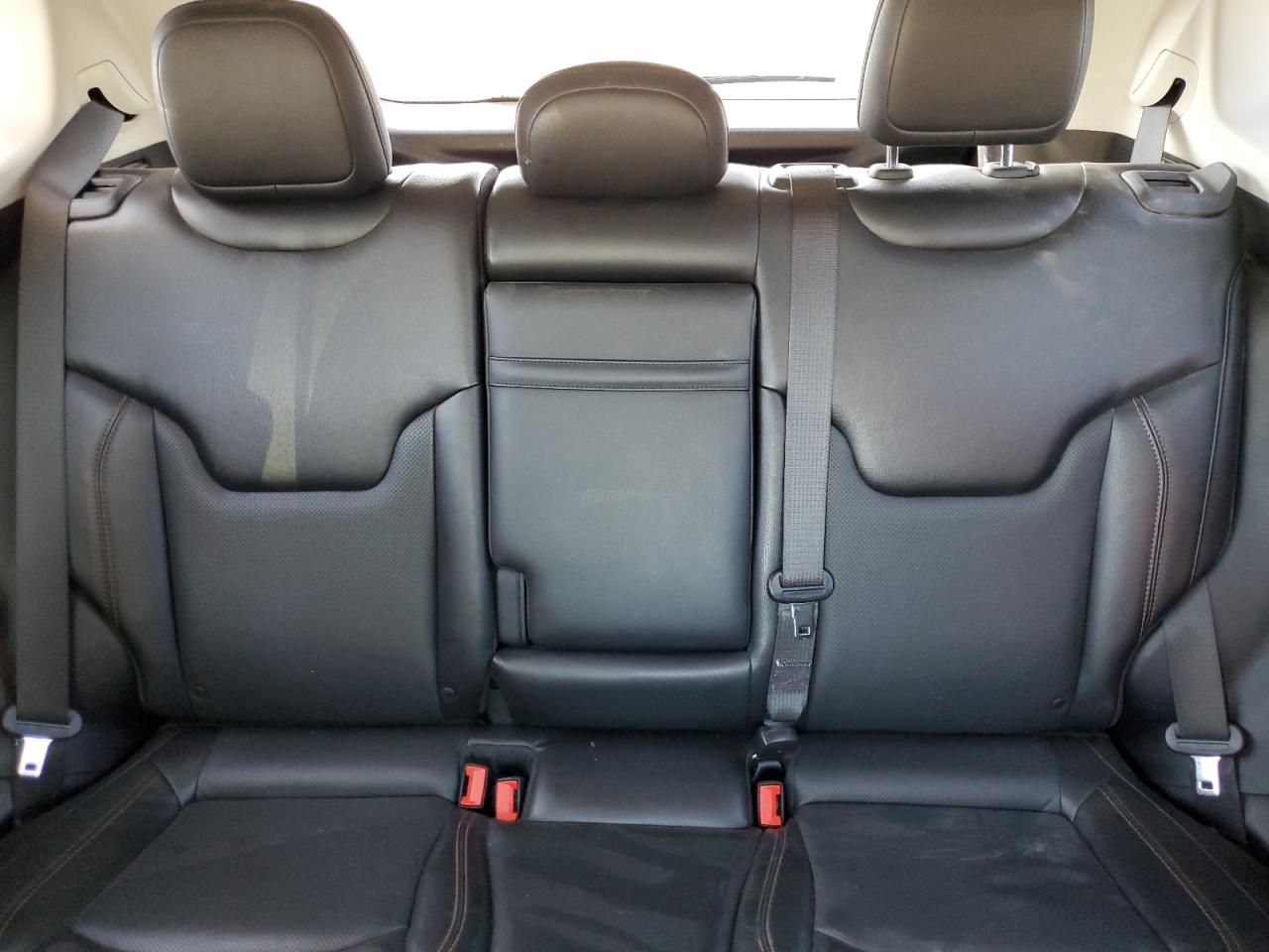 3C4NJCCB6JT407083 2018 Jeep Compass Limited