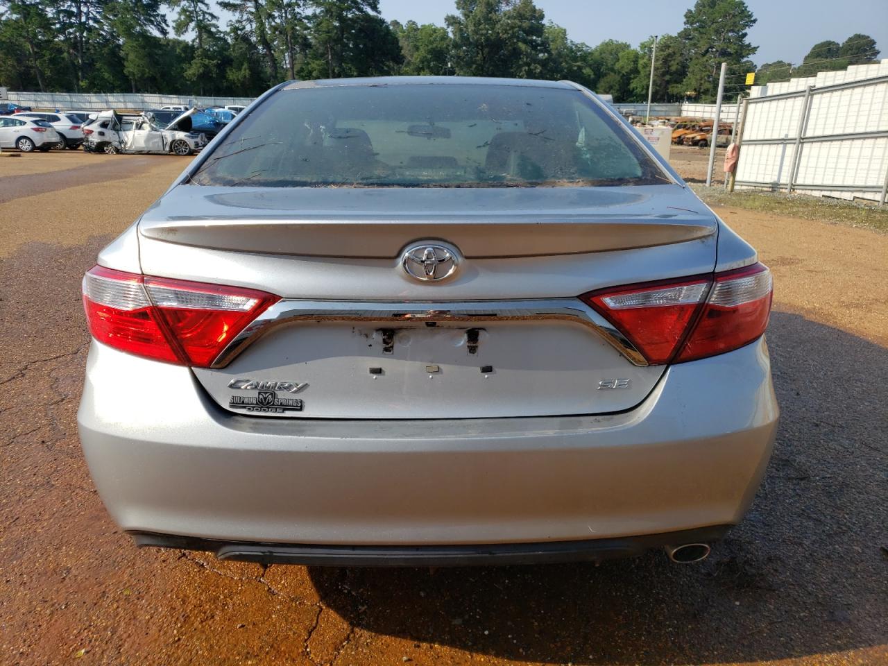 2016 Toyota Camry Le vin: 4T1BF1FK6GU584747