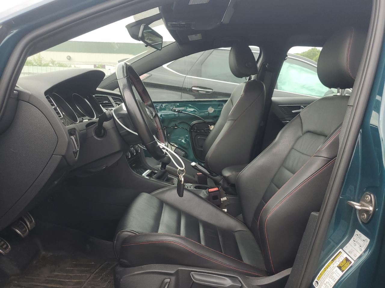 3VW547AU1JM290412 2018 Volkswagen Gti S