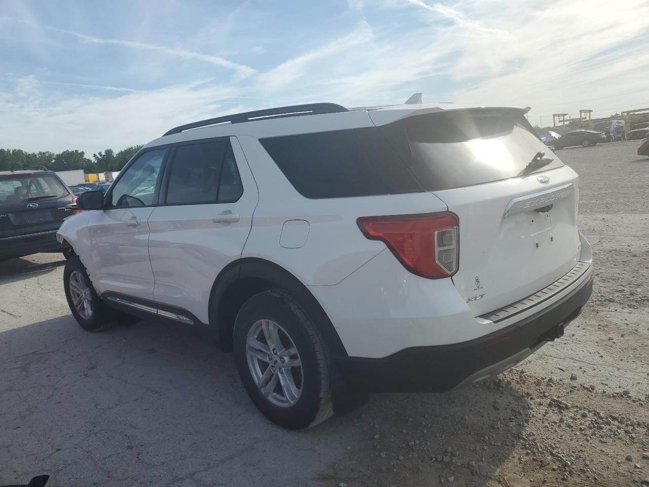 2022 Ford Explorer Xlt vin: 1FMSK8DH4NGA19596