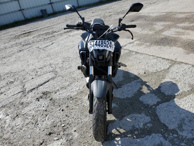 2022 YAMAHA MOTORCYCLE JYARM32E0NA006013