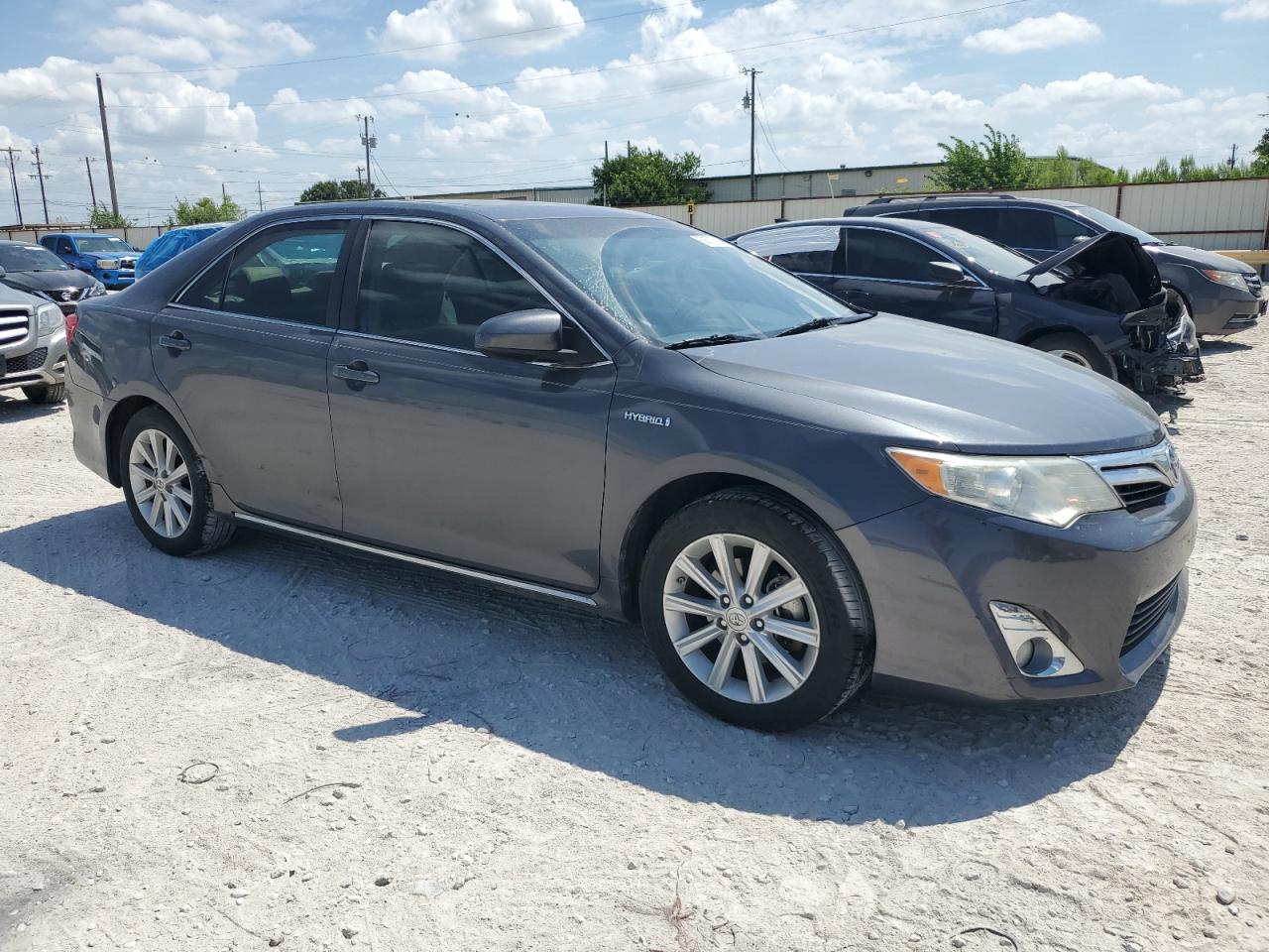 Lot #2622047038 2012 TOYOTA CAMRY HYBR