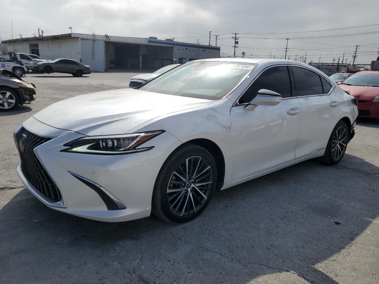 Lexus ES 2022 AXZH11L