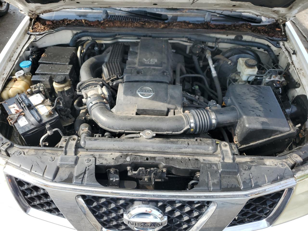 5N1AR18U26C605874 2006 Nissan Pathfinder Le