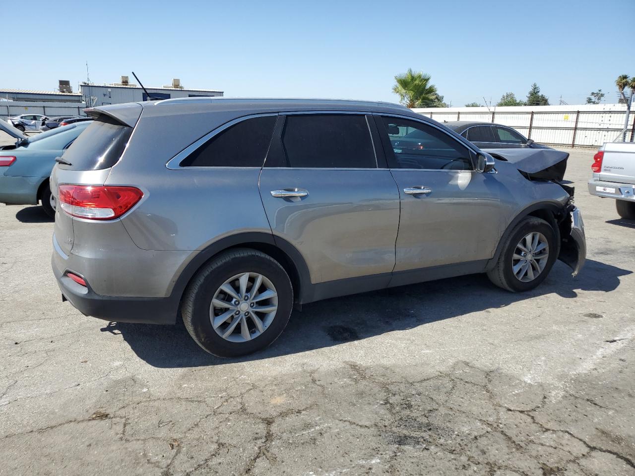 2017 Kia Sorento Lx vin: 5XYPG4A59HG307667