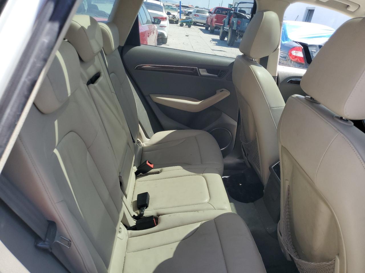 WA1LKAFP6AA041305 2010 Audi Q5 Premium Plus